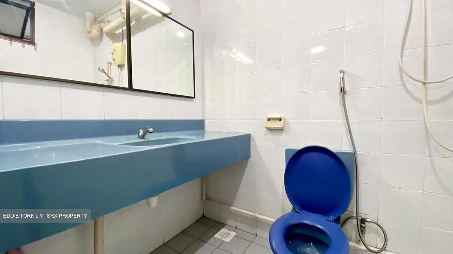 Blk 285A Toh Guan Road (Jurong East), HDB Executive #563954821